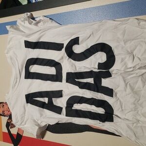Adidaa Tshirt